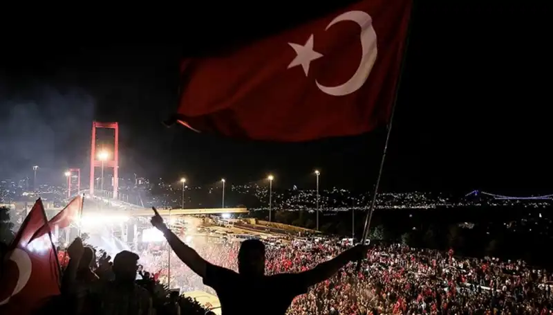 15 Temmuz Destanı: "En Uzun Gece" Külliye'de Göz Kamıştıracak