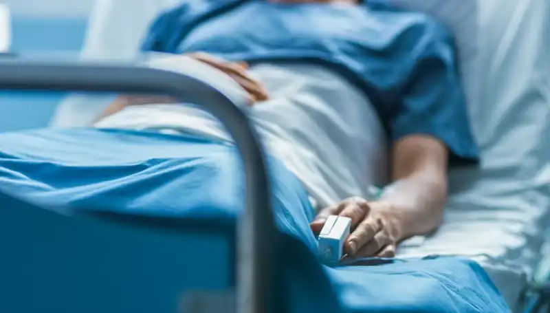 Mide Ağrısını Gıda Zehirlenmesi Zannetti, 36 Saatte Hayatını Kaybetti: Siz de Riskte Misiniz?