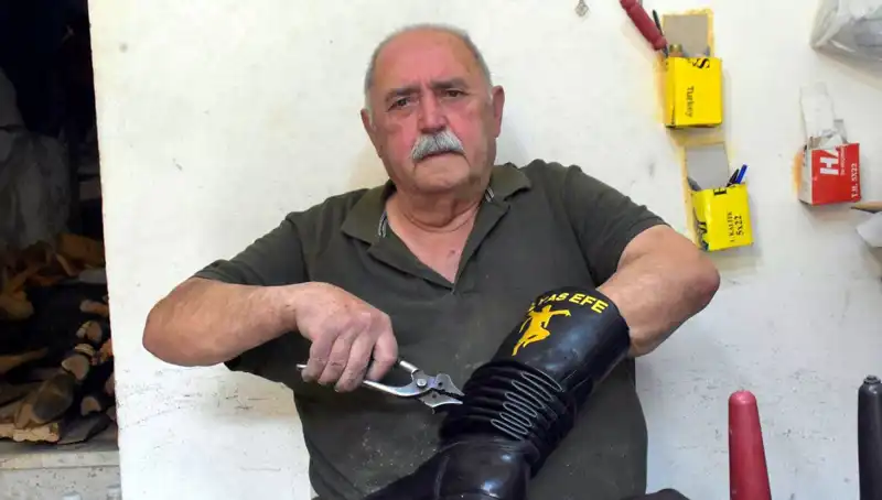 Tireli Hasan Usta: 64 Yıldır Mesleğindeki Eşsiz Başarıları
