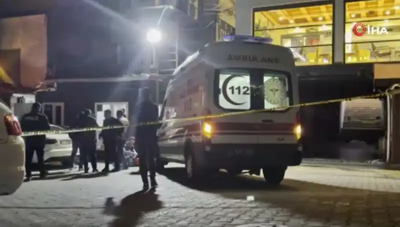 Gece Kulübü Önünde Alacak Verecek Cinayeti: Korkunç Olayın Detayları