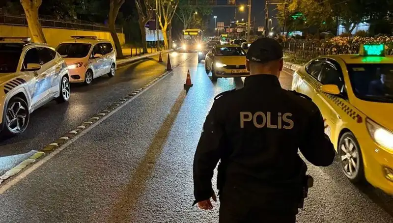 Huzur İstanbul Denetimlerinde 1,5 Bin Kişi Gözaltına Alındı!