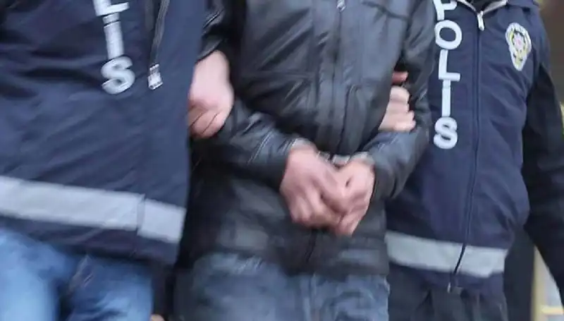 30 İlde FETÖ Operasyonu: 65 Kişi Tutuklandı ve Çarpıcı Gelişmeler!