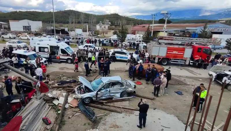 Bayram Tatilinde Faciaya Dönüşen Kazalar: Acı Bilanço Ortaya Çıktı