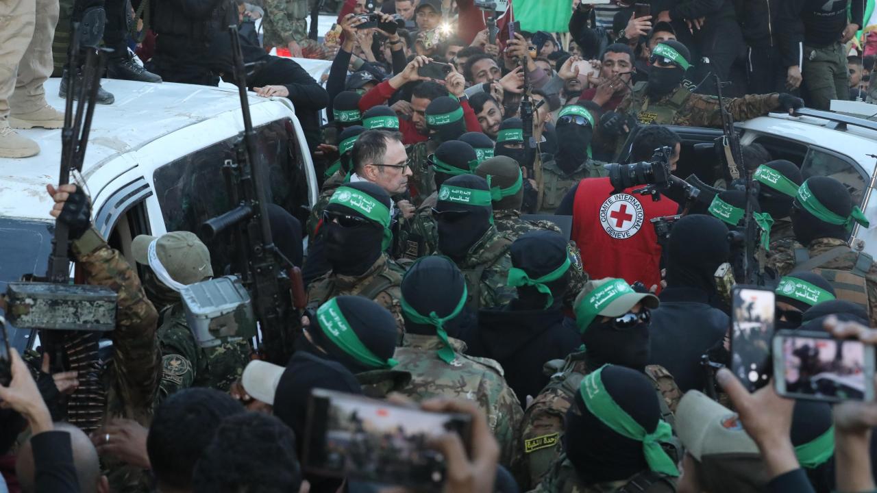Hamas, 3 İsrailli Kadın Esiri Özgür Bıraktı