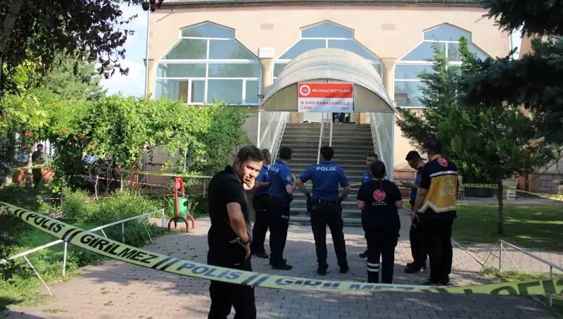 Dini İnanış ve Kan Davası: Namazda İnfaz Gerçekleşti